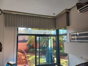 Matching Roman blinds and pelmits_1